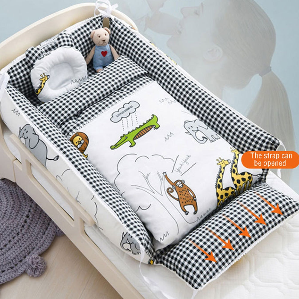 Portable Crib Middle Bed Baby Play Removable Bionic Four PCS Set Cartoon Print