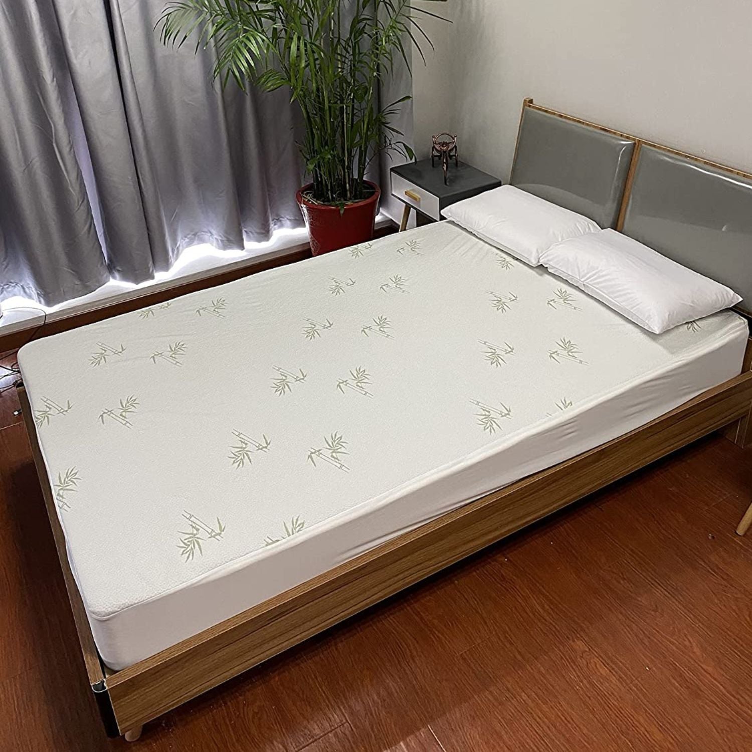 Gominimo Bamboo Jacquard Mattress Protector Queen GO-MP-119-TC