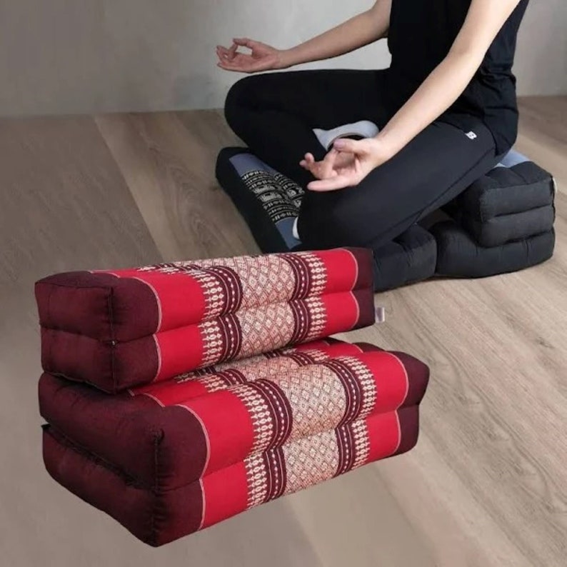 3-Fold Zafu Meditation Cushion Medium Size-RED