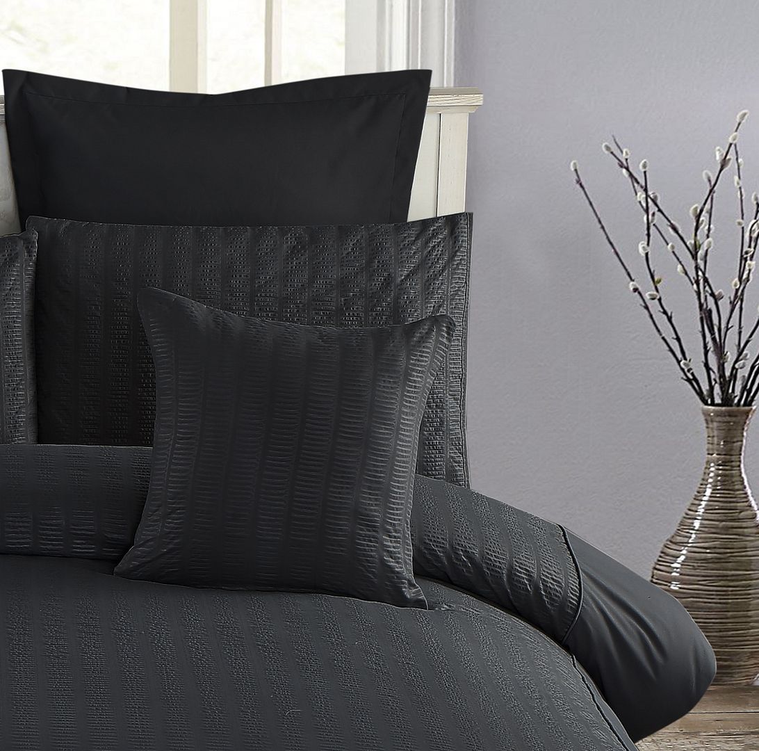 1000TC Premium Ultra Soft Seersucker Cushion Covers - 2 Pack - Black